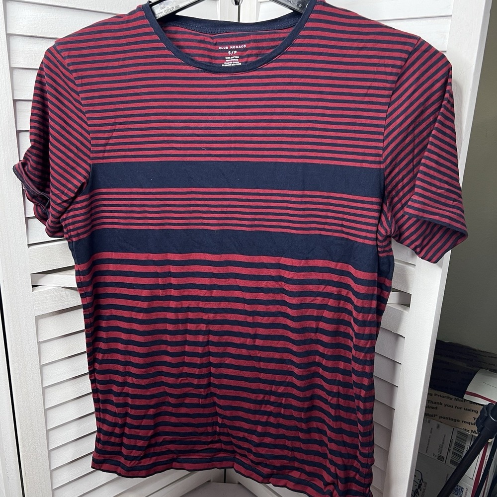 Club Monaco Men's Striped T-Shirt Red Navy Blue 100% Cotton Size Small